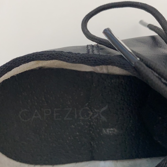 Capezios Dance shoes - Picture 6 of 9